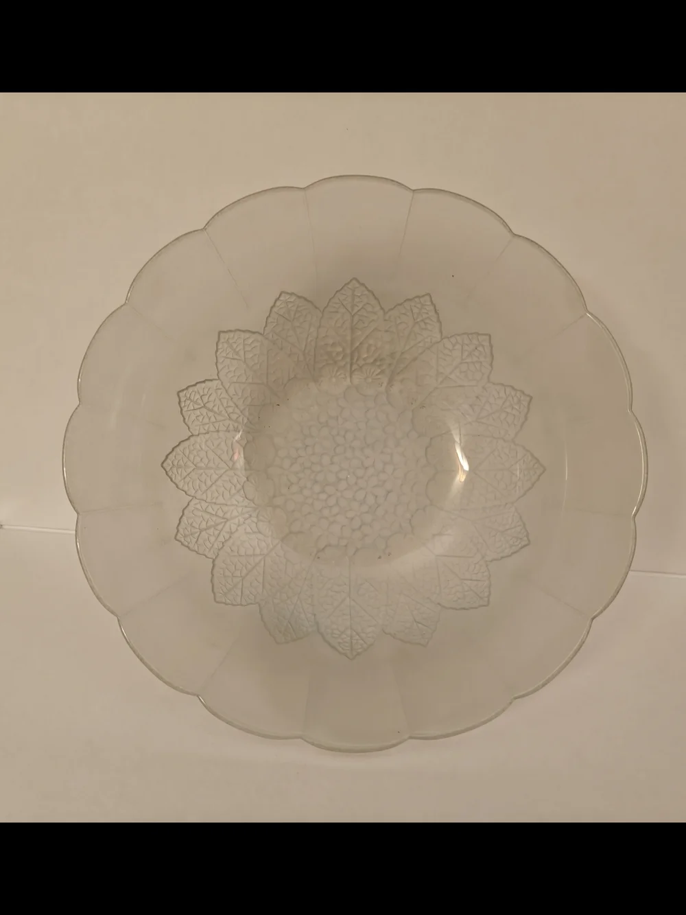 Beautiful Vintage Blue Sunflower Glass Serving Bowl